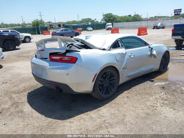 Chevrolet Camaro 2lt 2017 1G1FD1RXXH0112345 Image 4