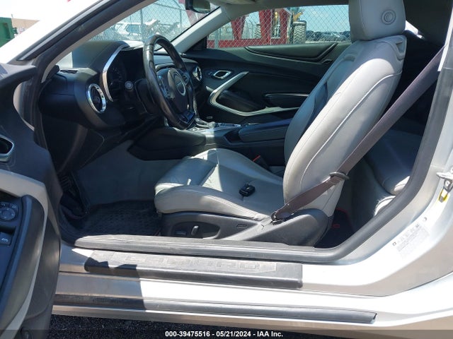 Chevrolet Camaro 2lt 2017 1G1FD1RXXH0112345 Image 5