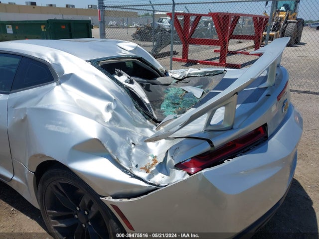 Chevrolet Camaro 2lt 2017 1G1FD1RXXH0112345 Image 6