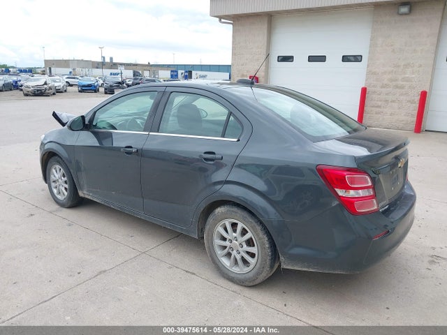 Chevrolet Sonic Lt Auto 2018 1G1JD5SHXJ4121081 Image 3