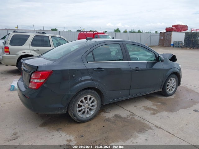 Chevrolet Sonic Lt Auto 2018 1G1JD5SHXJ4121081 Image 4