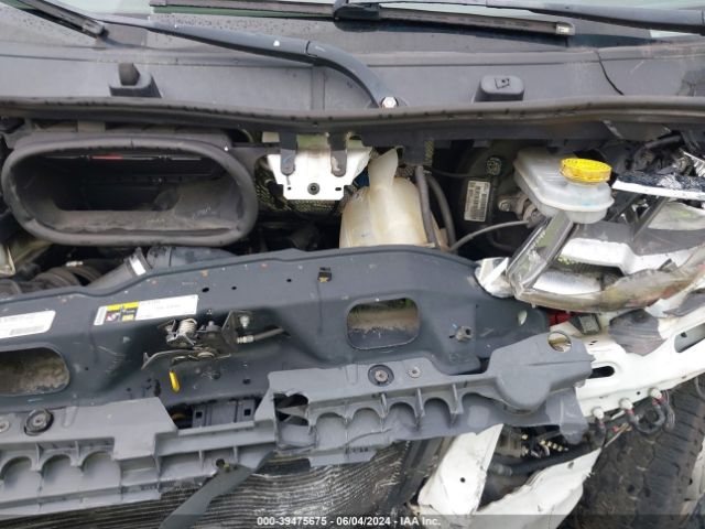 3C6TRVDG0JE105631 RAM Promaster 2500 High Roof 159 Wb