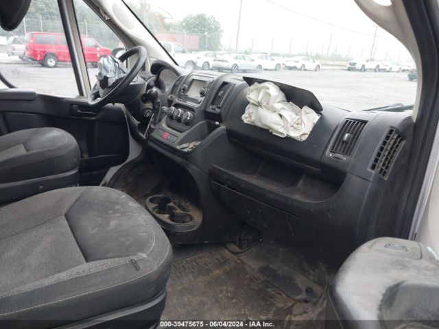 3C6TRVDG0JE105631 RAM Promaster 2500 High Roof 159 Wb