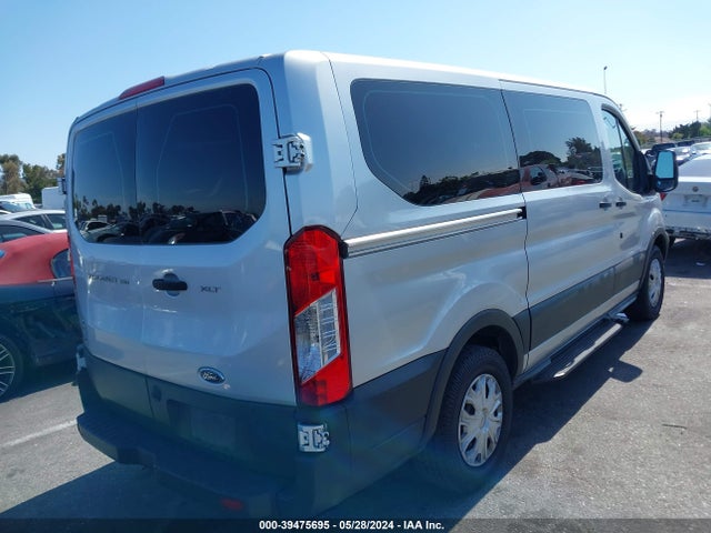1FMZK1YM4GKA14802 Ford Transit-150 Xlt