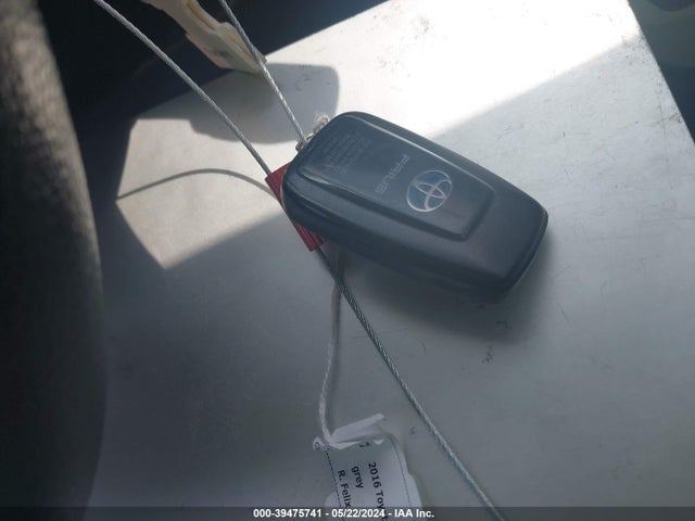 Toyota Prius Two 2016 JTDKBRFU0G3014474 Image 11