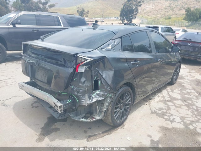 Toyota Prius Two 2016 JTDKBRFU0G3014474 Image 4
