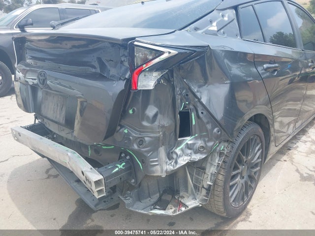 Toyota Prius Two 2016 JTDKBRFU0G3014474 Image 6