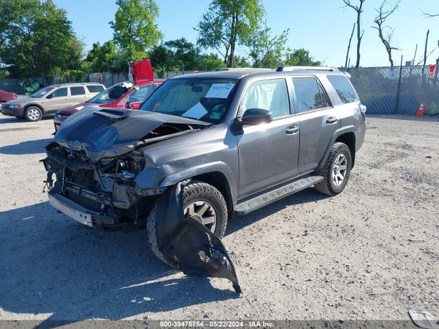 Toyota 4runner Trail 2014 JTEBU5JR4E5181374 Image 2