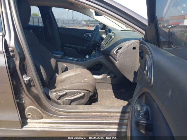 1C3CCCAB8FN607169 Chrysler 200 Limited