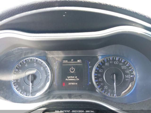 1C3CCCAB8FN607169 Chrysler 200 Limited