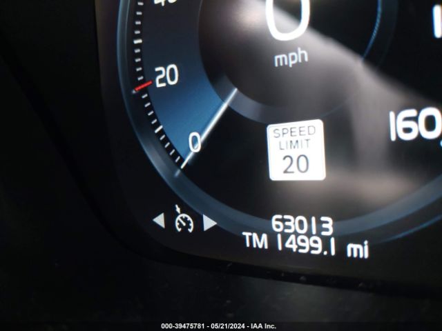 7JRA22TK6KG014472 Volvo S60 T6 Momentum