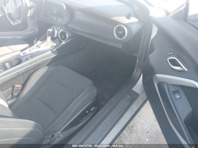 Chevrolet Camaro 1lt 2017 1G1FB1RS4H0201855 Image 5