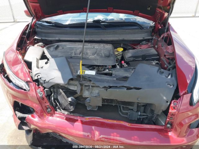 1C4PJMCS2FW611105 Jeep Cherokee Latitude