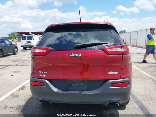 1C4PJMCS2FW611105 Jeep Cherokee Latitude