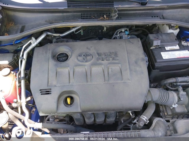 Toyota C-HR XLE 2019 JTNKHMBX5K1047875 Image 10