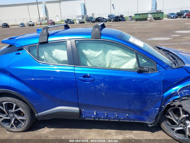 Toyota C-HR XLE 2019 JTNKHMBX5K1047875 Image 13