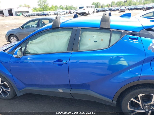 Toyota C-HR XLE 2019 JTNKHMBX5K1047875 Image 14