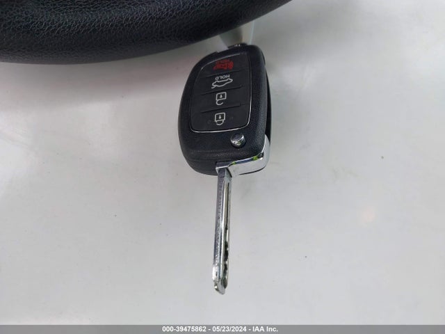 Hyundai SONATA SE 2015 5NPE24AF3FH186025 Image 11