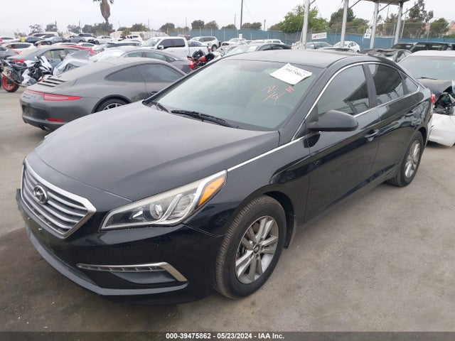 Hyundai SONATA SE 2015 5NPE24AF3FH186025 Image 2