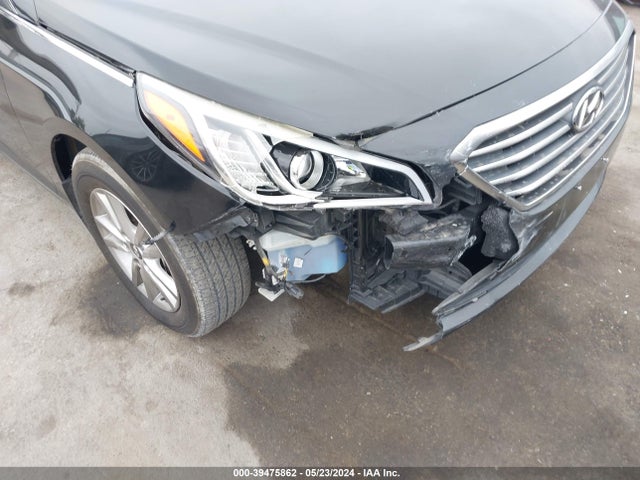 Hyundai SONATA SE 2015 5NPE24AF3FH186025 Image 6