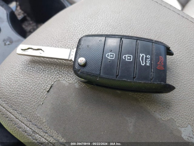 5XXGT4L39HG131909 KIA Optima Lx