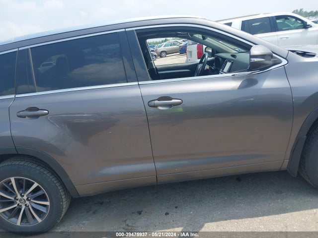 Toyota Highlander Xle 2018 5TDKZRFH4JS535542 Image 13