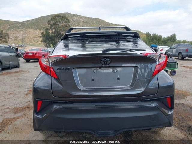 Toyota C-HR XLE 2022 NMTKHMBX4NR144933 Image 16