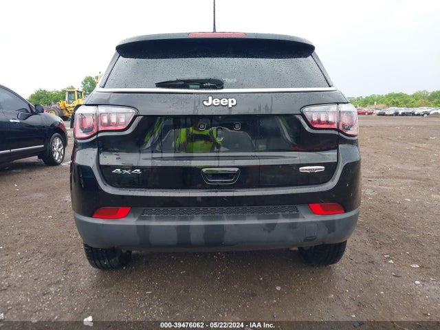 Jeep Compass Latitude 4x4 2019 3C4NJDBB3KT840367 Image 16
