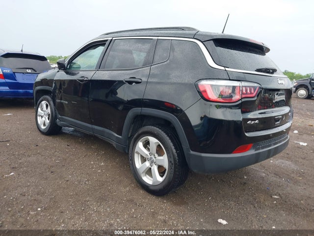 Jeep Compass Latitude 4x4 2019 3C4NJDBB3KT840367 Image 3