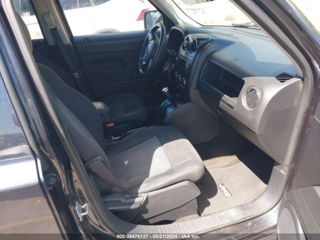 1C4NJRBB7GD587421 Jeep Patriot Sport