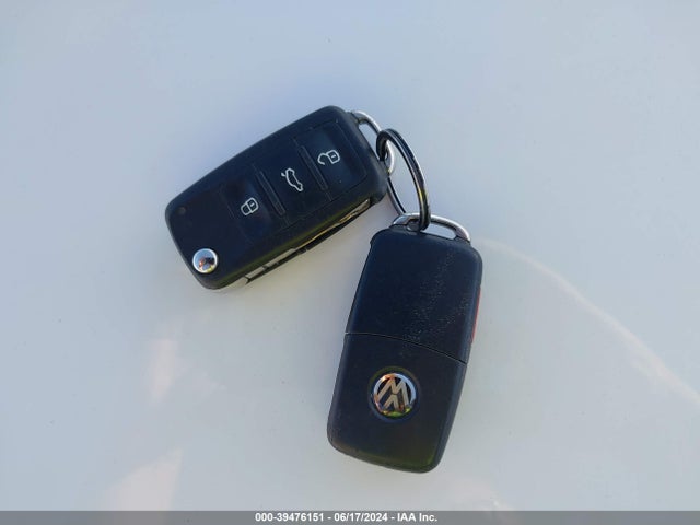 3VWL07AJ9EM389087 Volkswagen Jetta 1.8t Sel