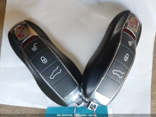 2012 PORSCHE CAYENNE WP1AA2A28CLA07552 Photo 10