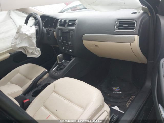 3VWDB7AJ5HM408270 Volkswagen Jetta 1.4t Se