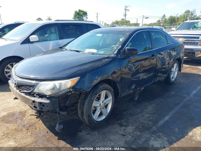 Toyota CAMRY SE 2014 4T1BF1FK7EU870247 Image 2