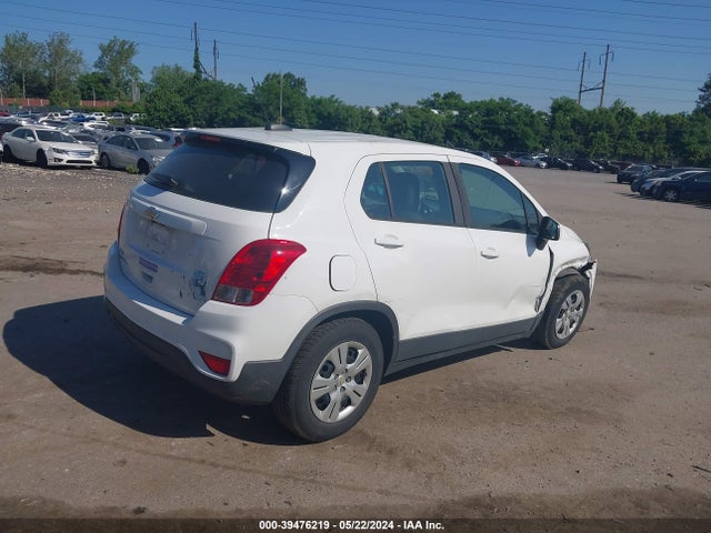 Chevrolet TRAX LS 2017 3GNCJKSB1HL278979 Image 4
