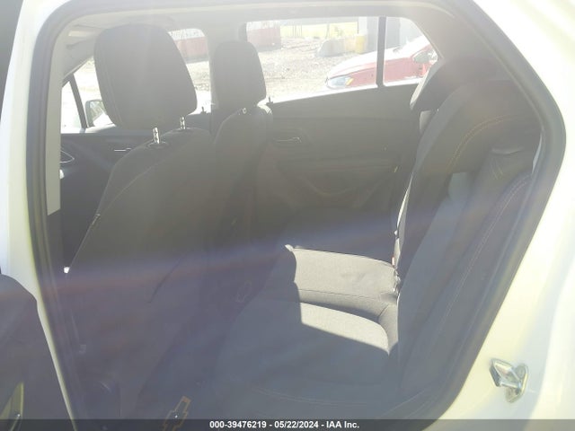Chevrolet TRAX LS 2017 3GNCJKSB1HL278979 Image 8