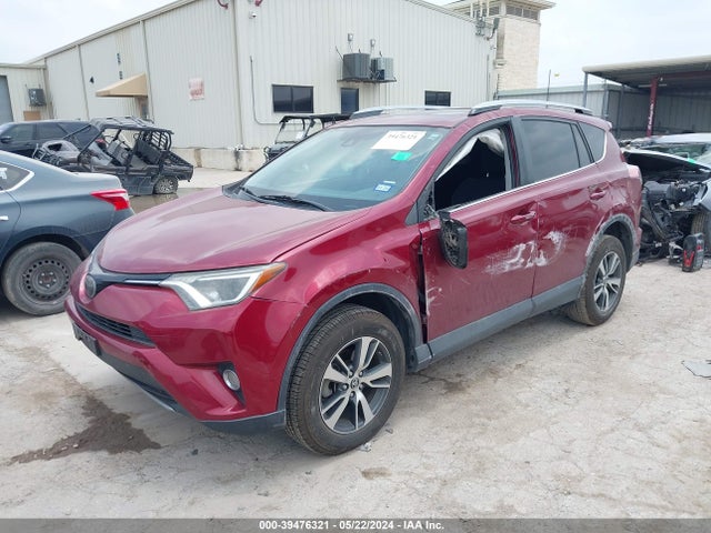 Toyota Rav4 Xle 2018 2T3WFREV1JW409249 Image 2