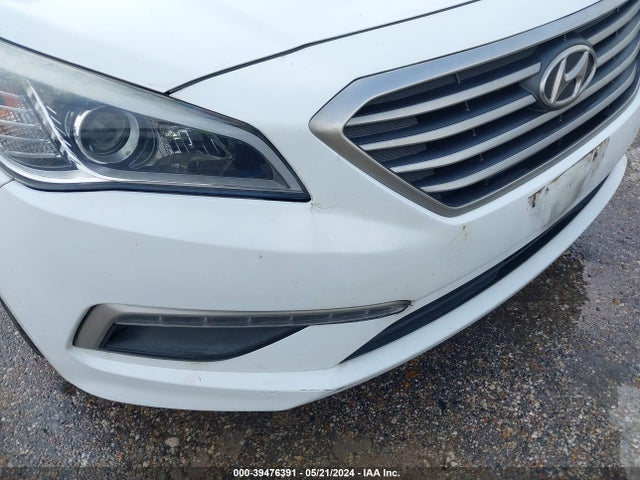 Hyundai SONATA SE 2015 5NPE24AF6FH122092 Image 14