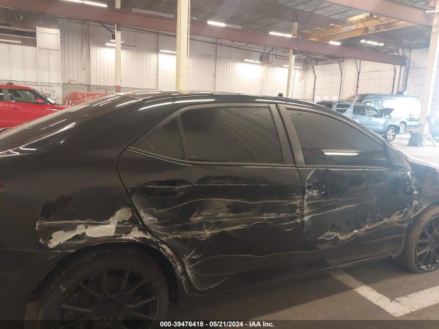 Toyota COROLLA LE 2018 5YFBURHE6JP826487 Image 21