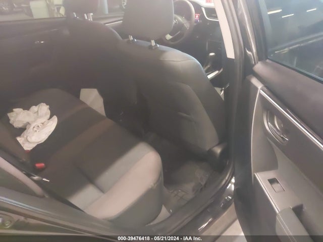 Toyota COROLLA LE 2018 5YFBURHE6JP826487 Image 8