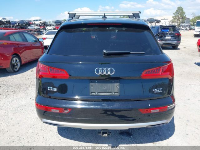 WA1ANAFY5J2109093 Audi Q5 2.0t Premium/2.0t Tech Premium