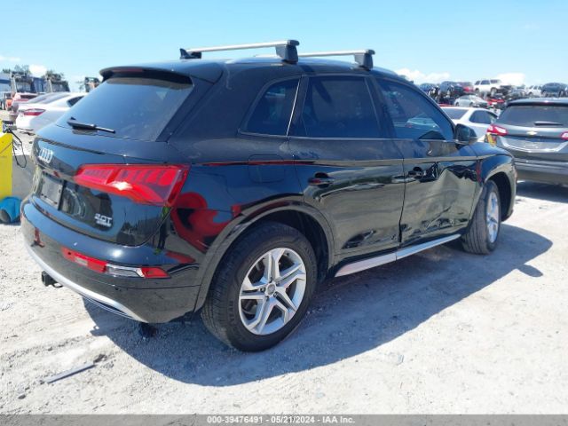 WA1ANAFY5J2109093 Audi Q5 2.0t Premium/2.0t Tech Premium