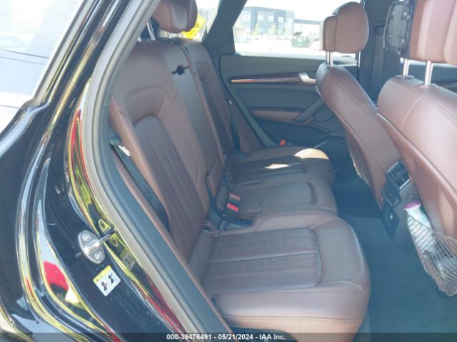 WA1ANAFY5J2109093 Audi Q5 2.0t Premium/2.0t Tech Premium