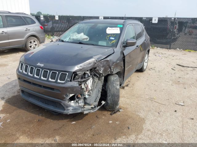 3C4NJCBBXMT542685 Jeep Compass Latitude Fwd