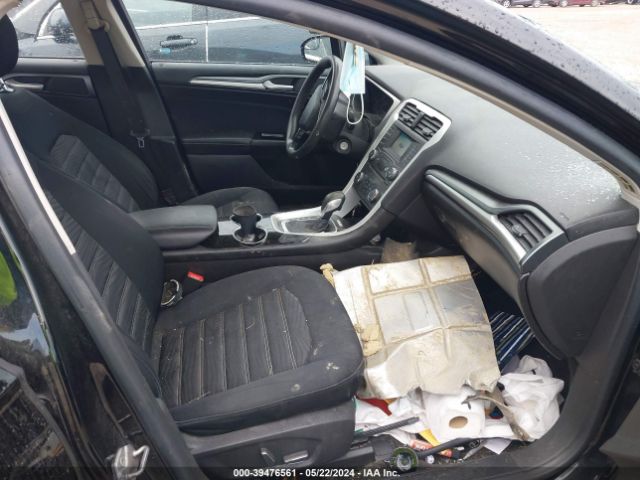 3FA6P0H77GR277722 Ford FUSION SE