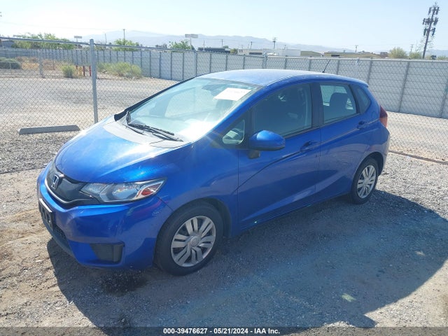 Honda FIT LX 2015 3HGGK5H5XFM748428 Image 2