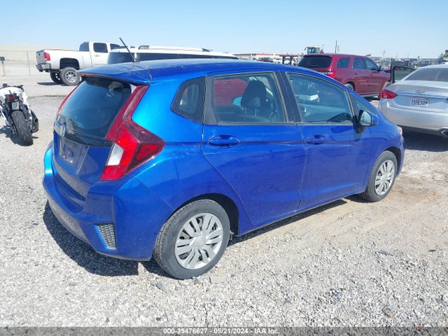 Honda FIT LX 2015 3HGGK5H5XFM748428 Image 4