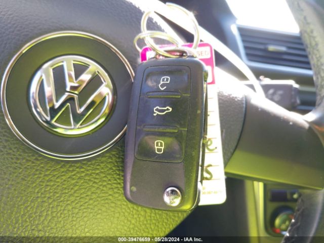1VWAT7A30FC099274 Volkswagen Passat 1.8t Limited Edition