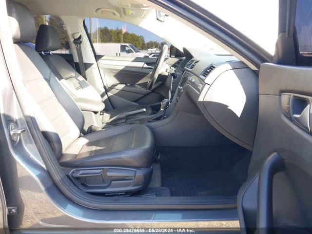 1VWAT7A30FC099274 Volkswagen Passat 1.8t Limited Edition