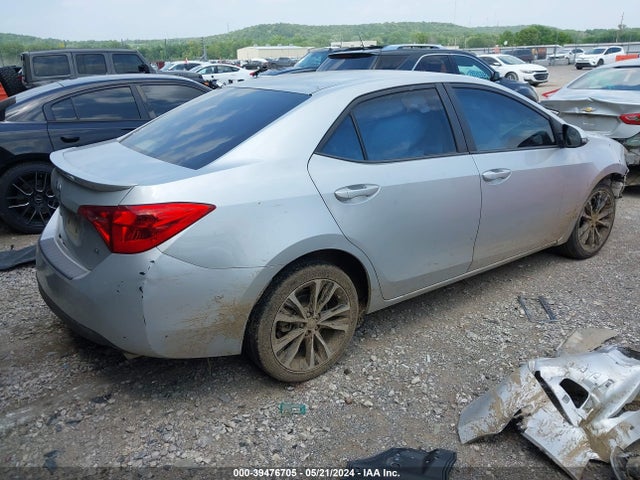 Toyota COROLLA SE 2018 2T1BURHE9JC014715 Image 4